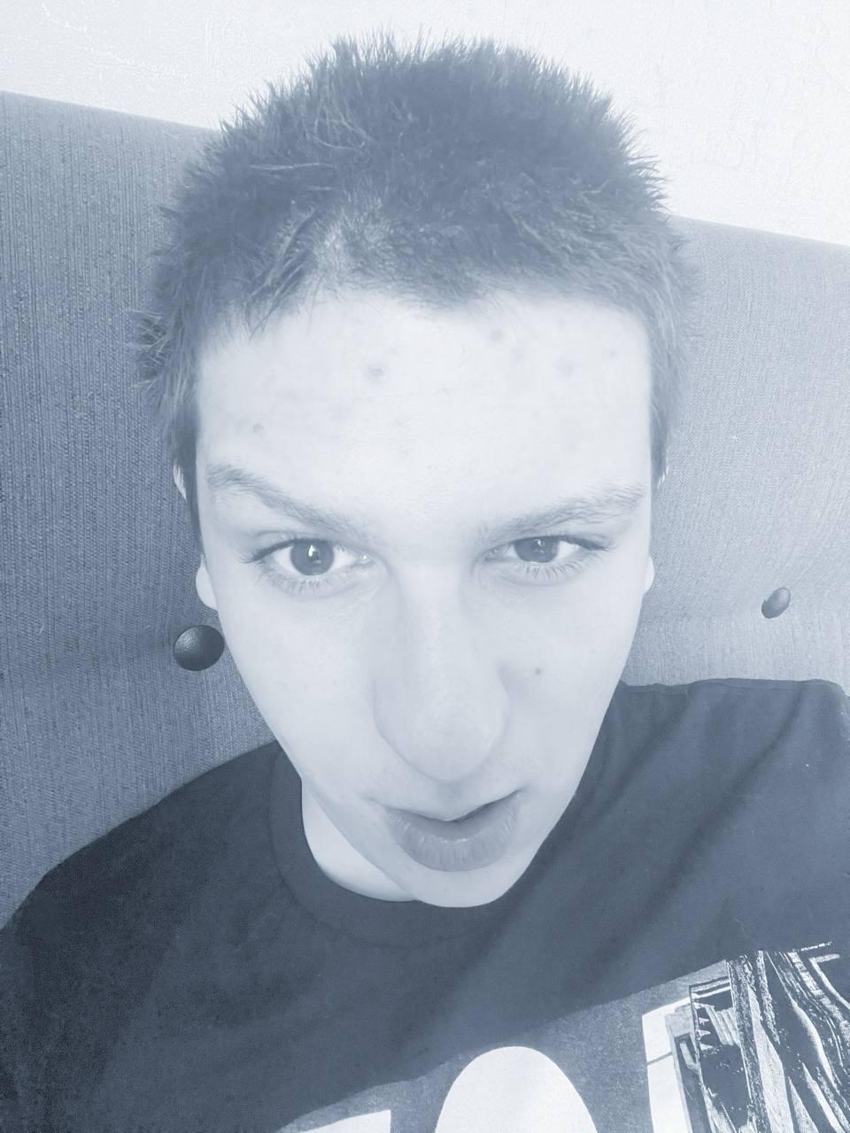 Hgskwes, 16 лет, Бакинская Администрация